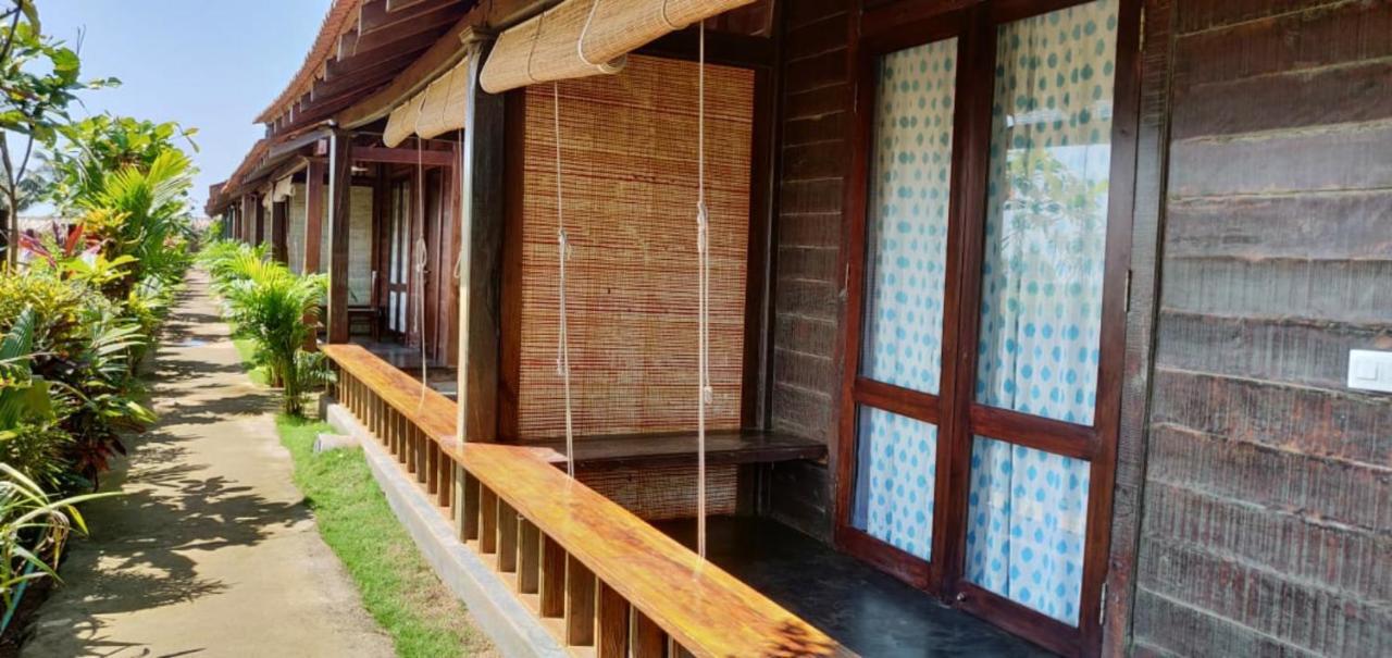The Artist Cottages Morjim Ngoại thất bức ảnh
