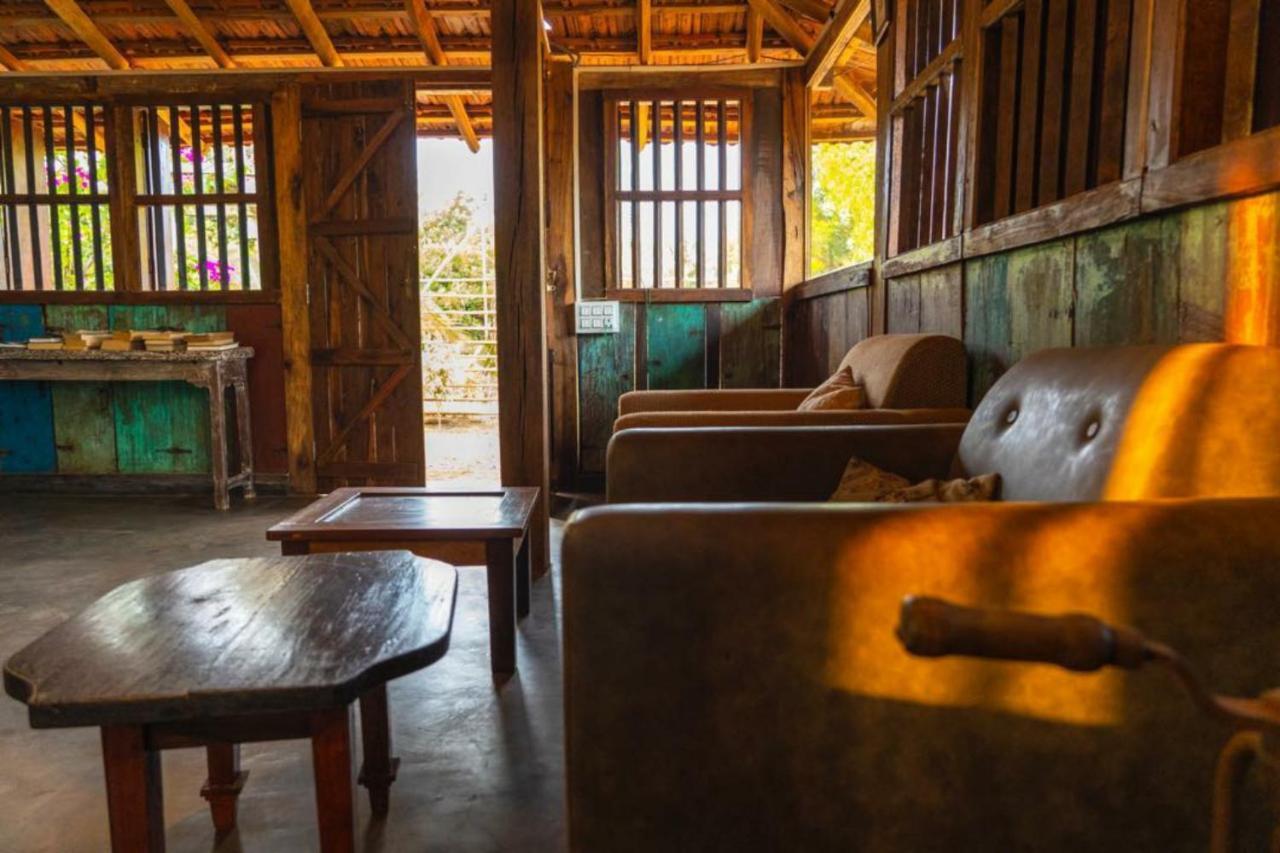 The Artist Cottages Morjim Ngoại thất bức ảnh