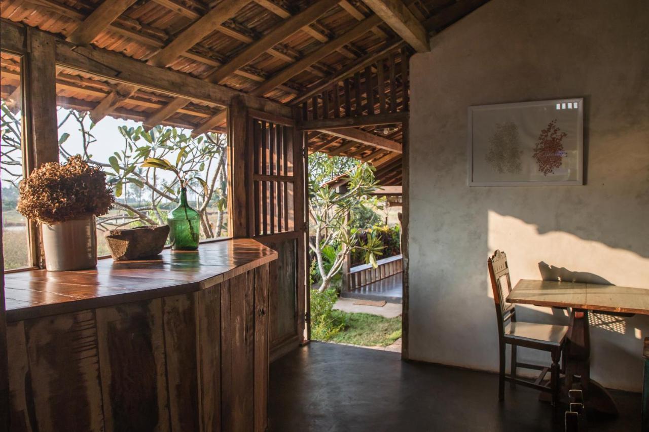 The Artist Cottages Morjim Ngoại thất bức ảnh